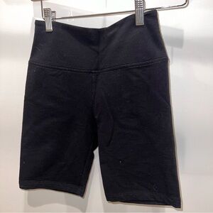 Lou & Gray Black Women's Biker Shorts